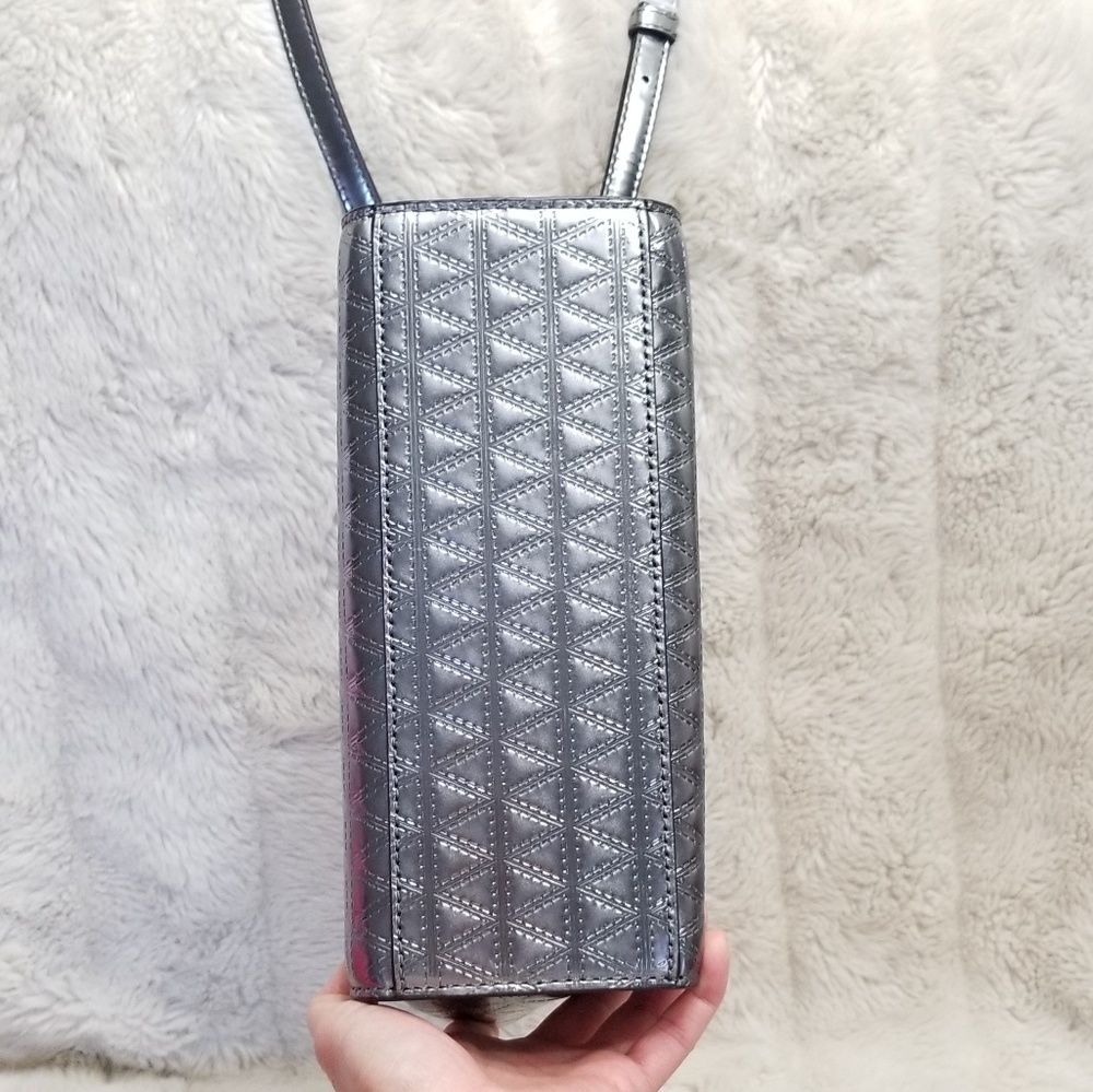 🚫SOLD🚫NWT MK SELMA CHAIN CROSSBODY - Picture 5 of 8